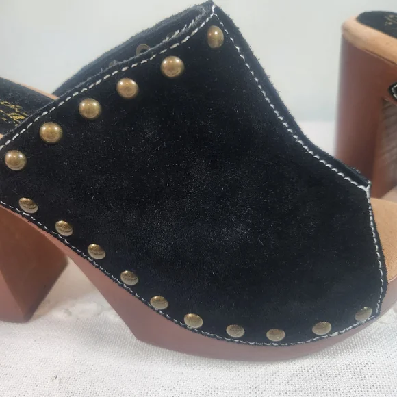 Stuart Weitzman Black Mules with Gold Studs - Picture 9 of 9